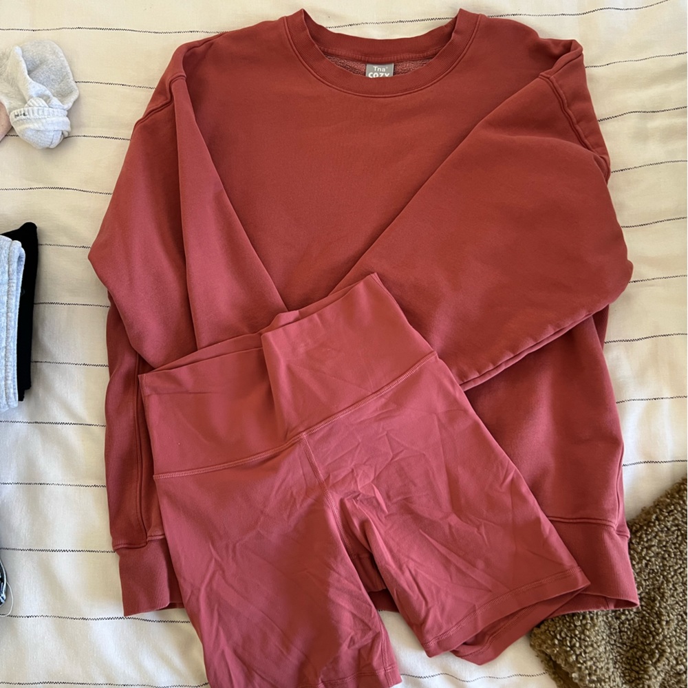 TNA Sierra Red Crewneck Sweatshirt + Bike Short Set